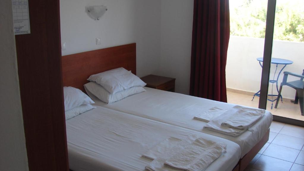 Pefki  Apostolis Hotel Apartments חדר תמונה